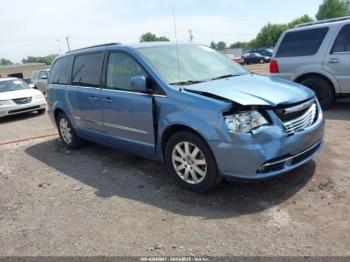  Salvage Chrysler Town & Country