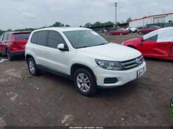  Salvage Volkswagen Tiguan