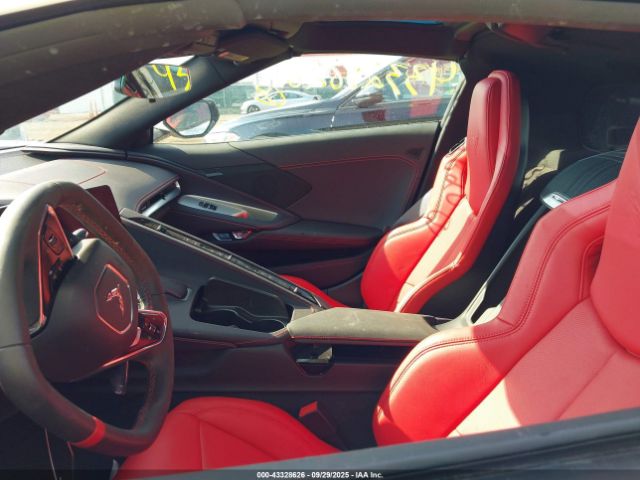 Chevrolet Corvette Rwd  1lt Image 4