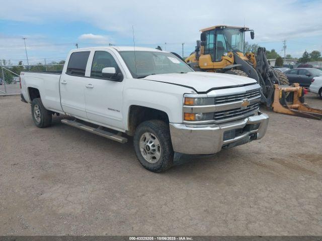  Salvage Chevrolet Silverado 2500