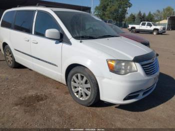  Salvage Chrysler Town & Country