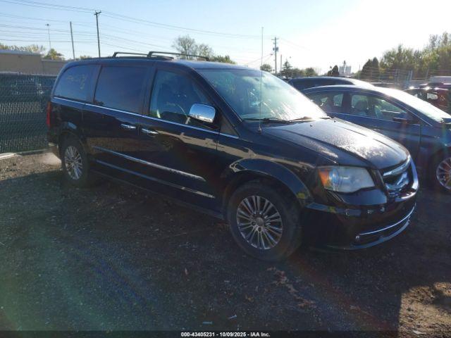  Salvage Chrysler Town & Country