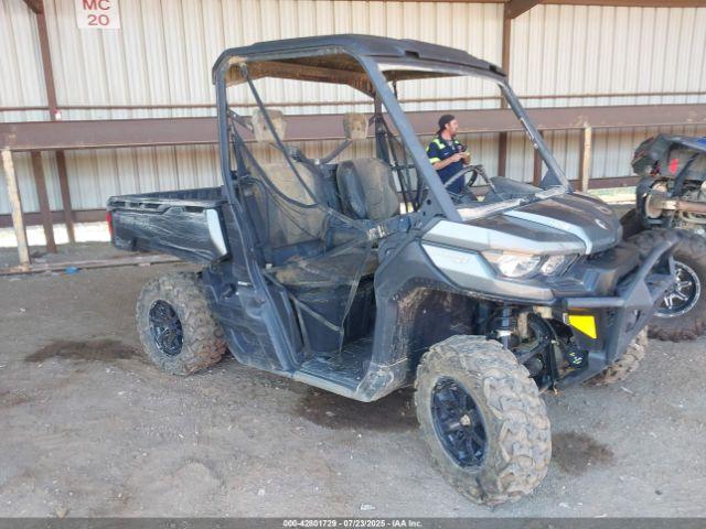  Salvage Can-Am Defender