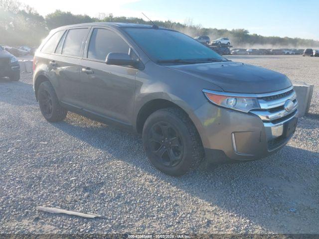  Salvage Ford Edge