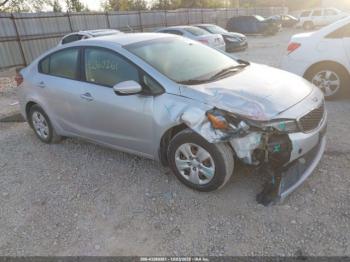  Salvage Kia Forte