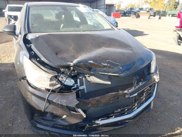 Chevrolet Cruze Lt Auto Image 9