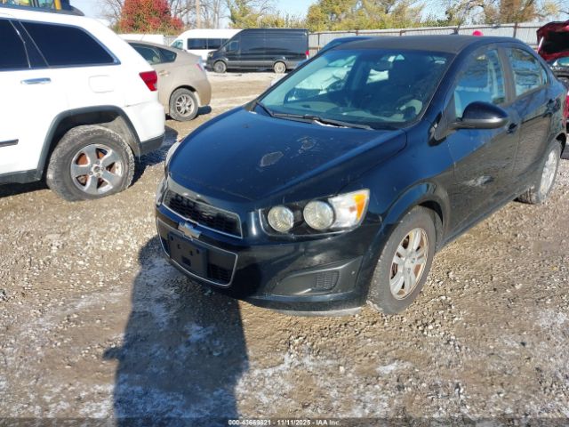 Chevrolet Sonic 2ls Image 2