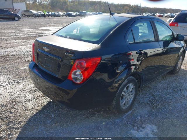 Chevrolet Sonic 2ls Image 3