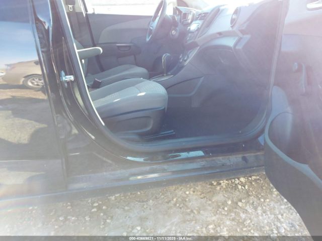 Chevrolet Sonic 2ls Image 6