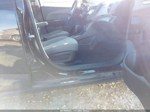 Chevrolet Sonic 2ls Image 6