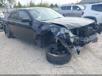  Salvage Chrysler 300