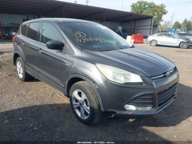  Salvage Ford Escape