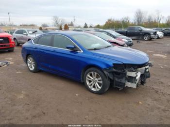  Salvage Chrysler 200