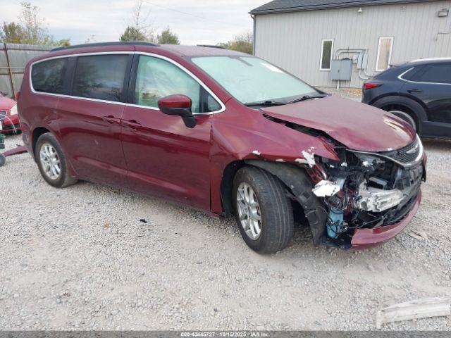  Salvage Chrysler Voyager