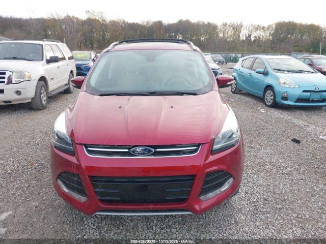 Ford Escape Titanium Image 8