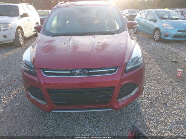 Ford Escape Titanium Image 9