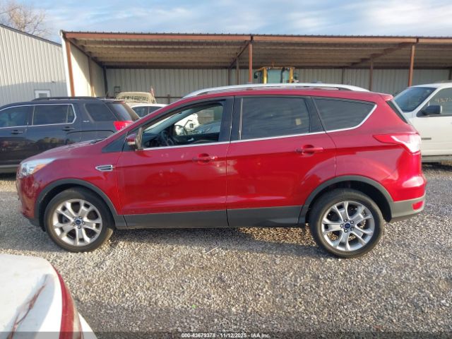 Ford Escape Titanium Image 11