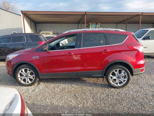 Ford Escape Titanium Image 11
