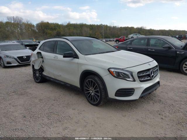  Salvage Mercedes-Benz GLA