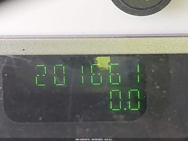 Ford Explorer Image 4