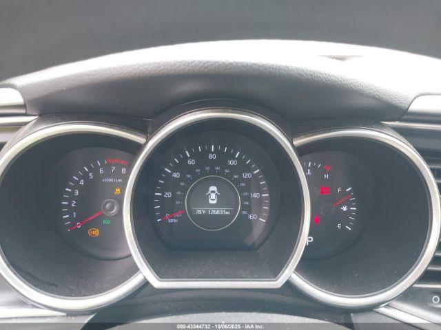 Kia Optima Lx Image 8