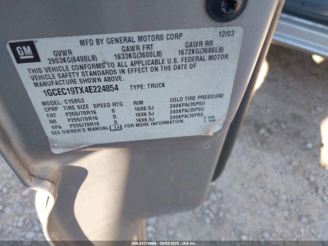 Chevrolet Silverado 1500 Ls Image 10