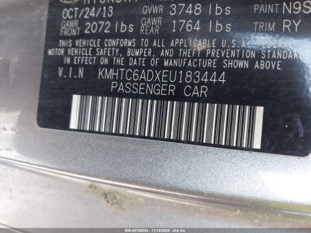 Hyundai VELOSTER Image 9