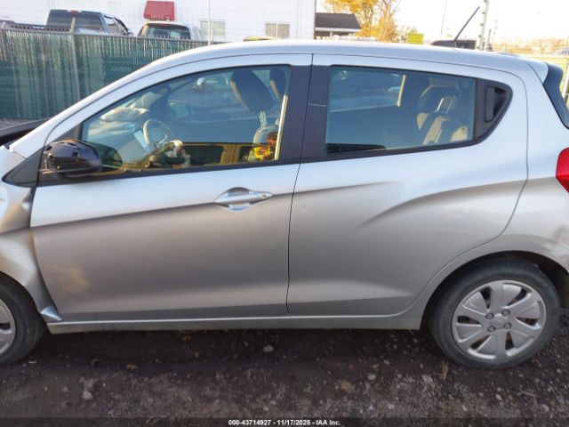 Chevrolet Spark Ls Cvt Image 12