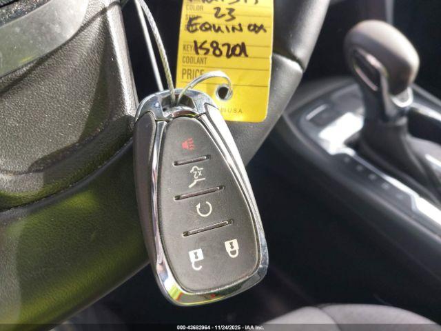 Chevrolet Equinox Awd Lt Image 10