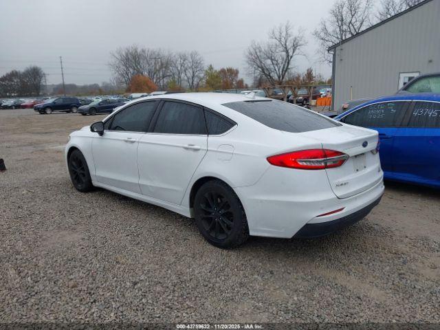 Ford Fusion Se Image 14