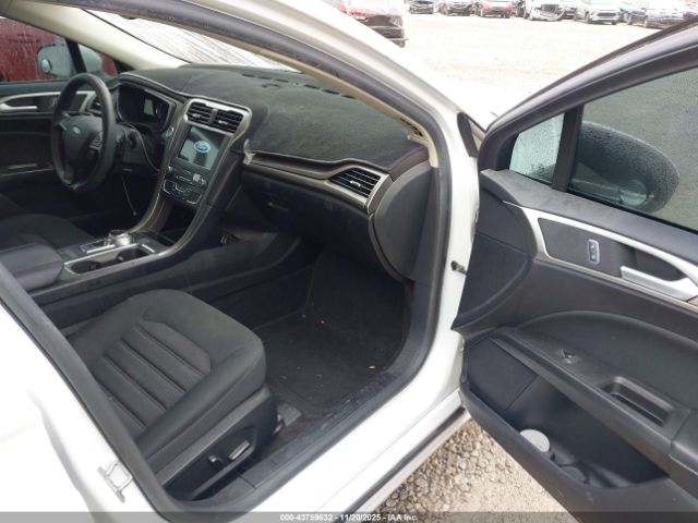 Ford Fusion Se Image 16