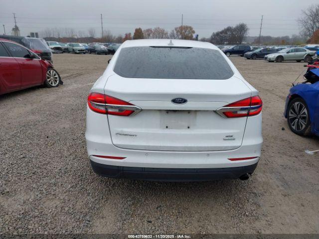 Ford Fusion Se Image 13