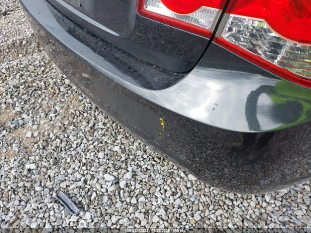 Chevrolet Cruze 1lt Auto Image 10