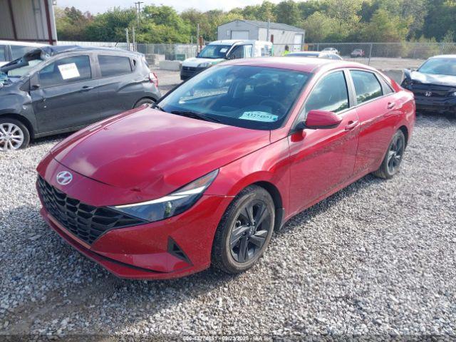 Hyundai ELANTRA Sel Image 2