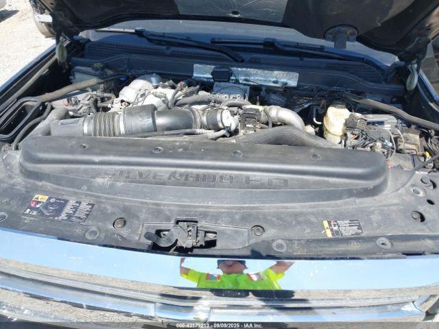 Chevrolet Silverado 2500 High Country Image 13