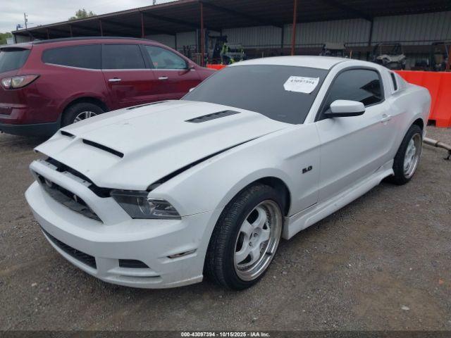 Ford Mustang Gt Image 2