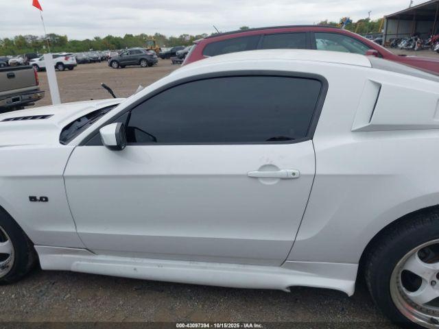 Ford Mustang Gt Image 14