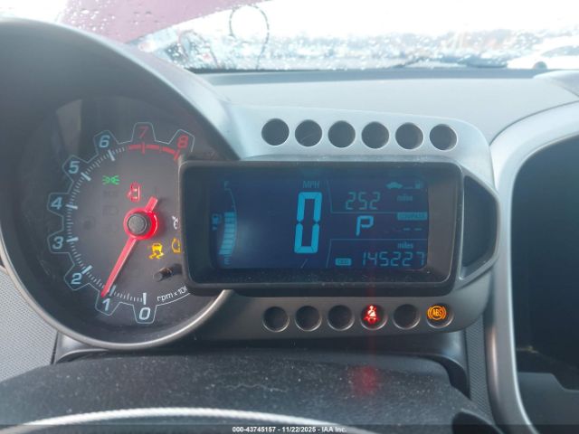 Chevrolet Sonic Lt Auto Image 4