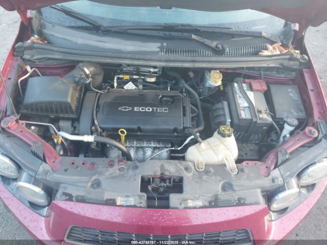 Chevrolet Sonic Lt Auto Image 8