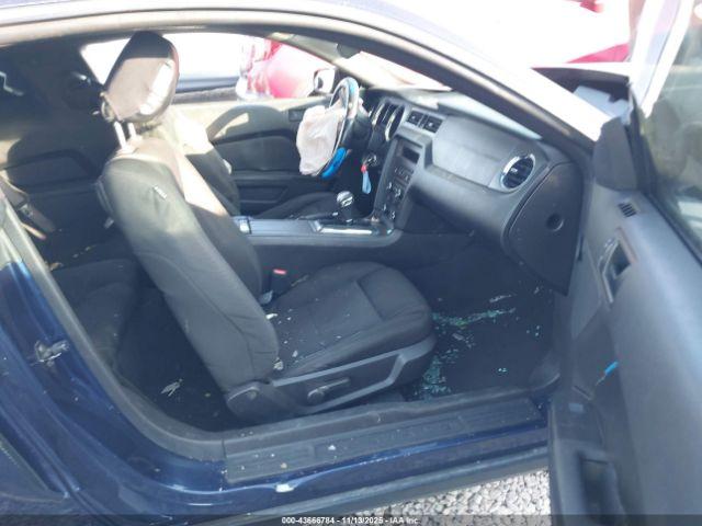 Ford Mustang Image 10