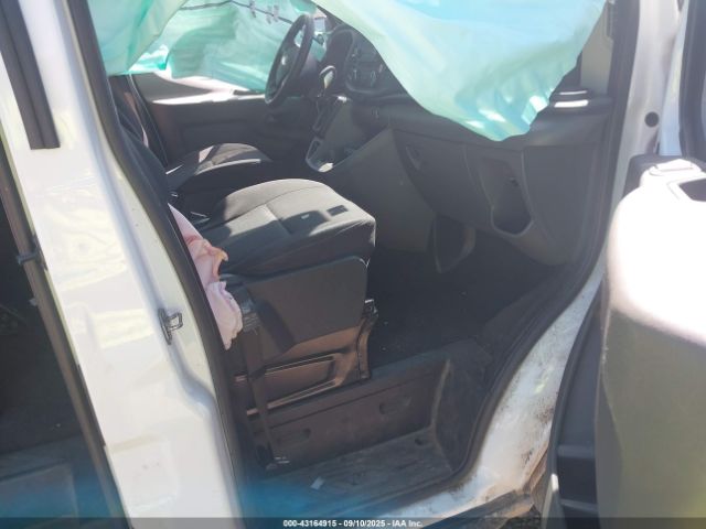 Ford Transit Xlt Image 10