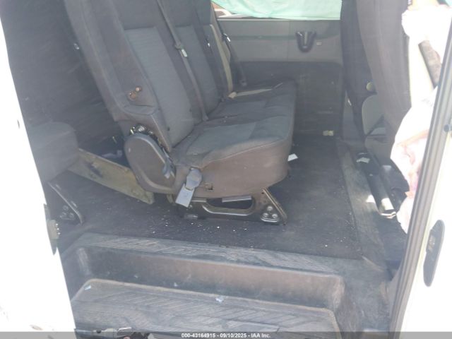 Ford Transit Xlt Image 15