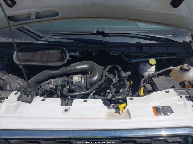 Ford Transit Xlt Image 16