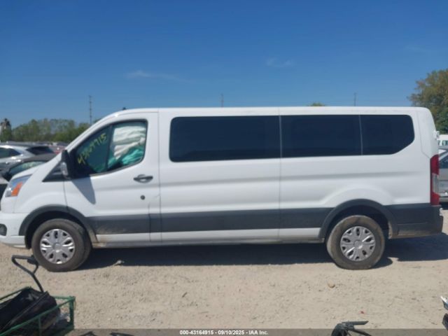 Ford Transit Xlt Image 3