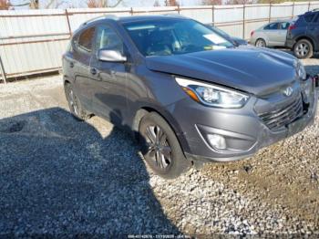  Salvage Hyundai TUCSON