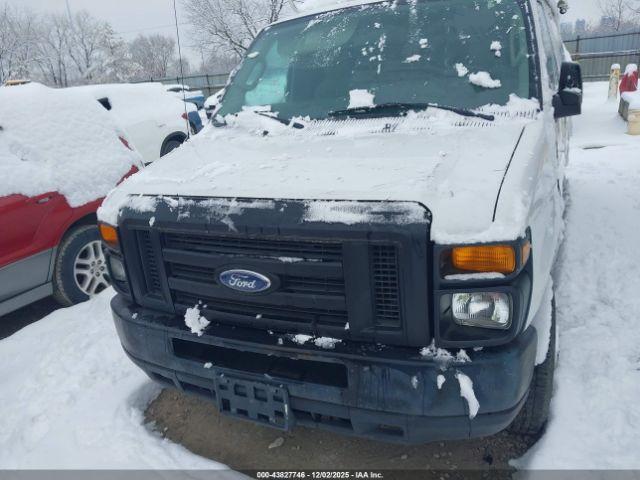 Ford E-150 Commercial Image 10