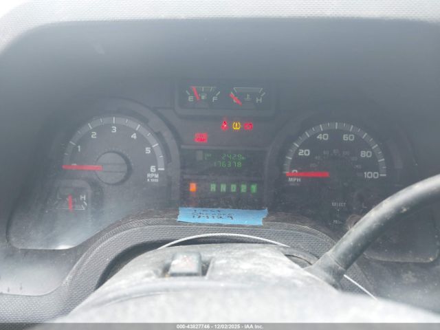 Ford E-150 Commercial Image 3