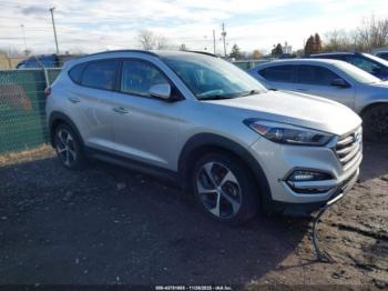  Salvage Hyundai TUCSON