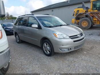  Salvage Toyota Sienna