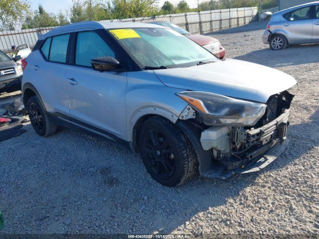  Salvage Nissan Kicks